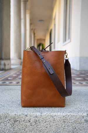 leather tote bag, swissmade leather bag, shopper bag, everyday bag, woman purse, woman bag, handbag, sustainable leather bag